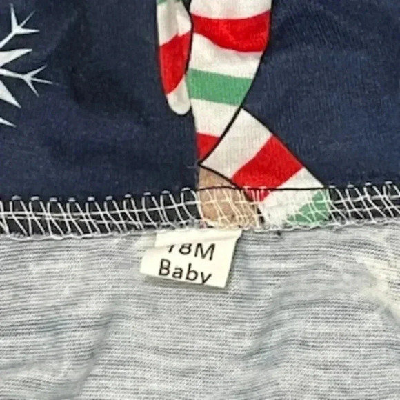 Reindeer One Piece Lounge Wear Pajamas Set Of 3 Family Dad Mom And 18 Months EUC - Picture 9 of 12